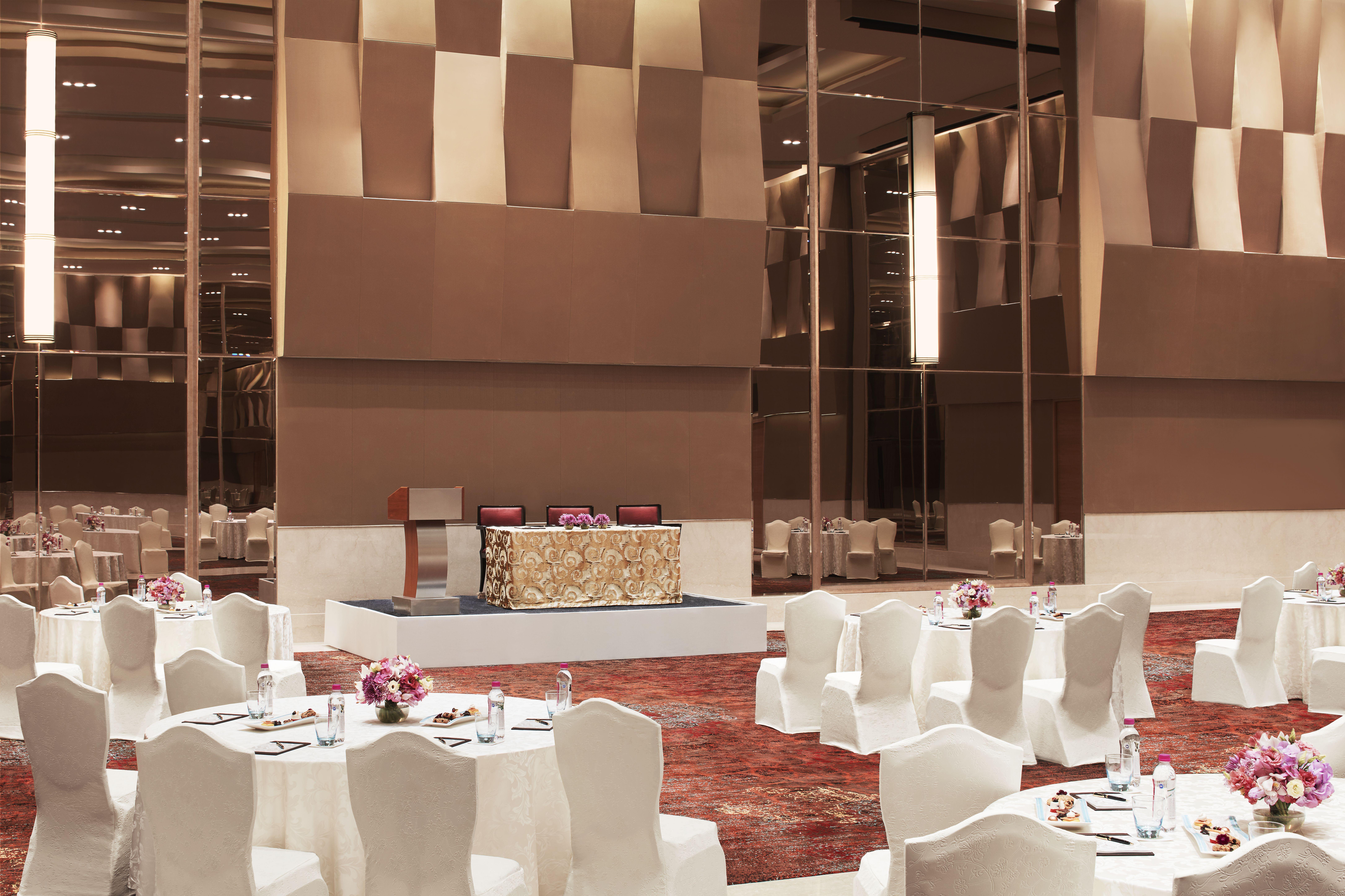 Taj Bangalore Devanahalli Dış mekan fotoğraf The Grand Ballroom