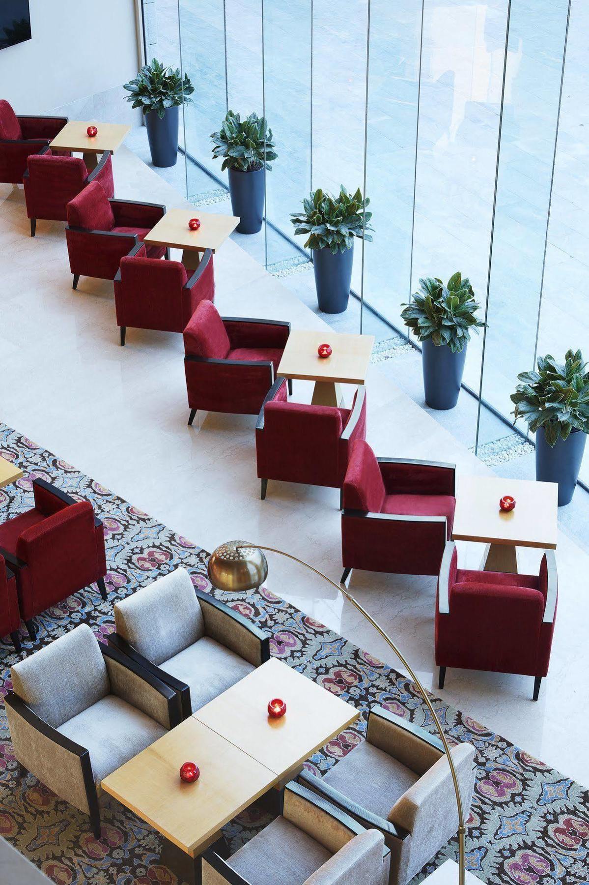 Taj Bangalore Devanahalli Dış mekan fotoğraf The lobby